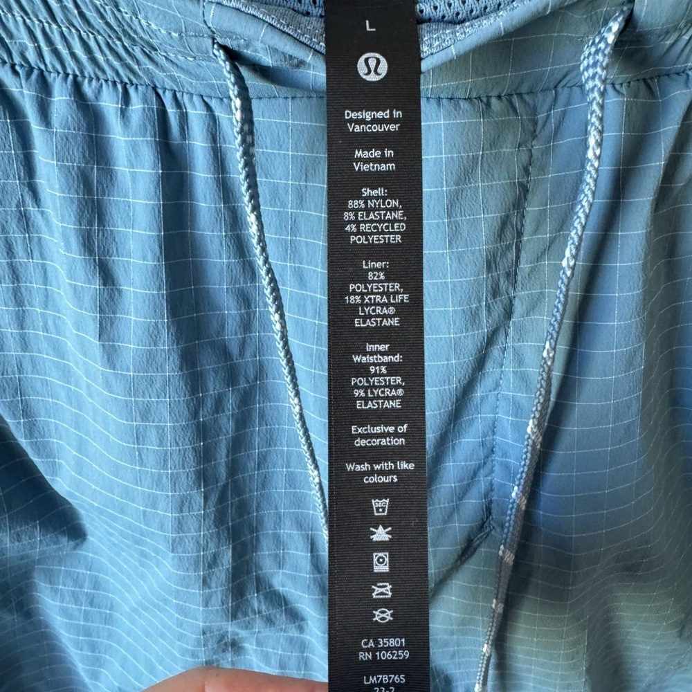 Lululemon Hike to Swim Ripstop Shorts 8” Large - Picture 5 of 10